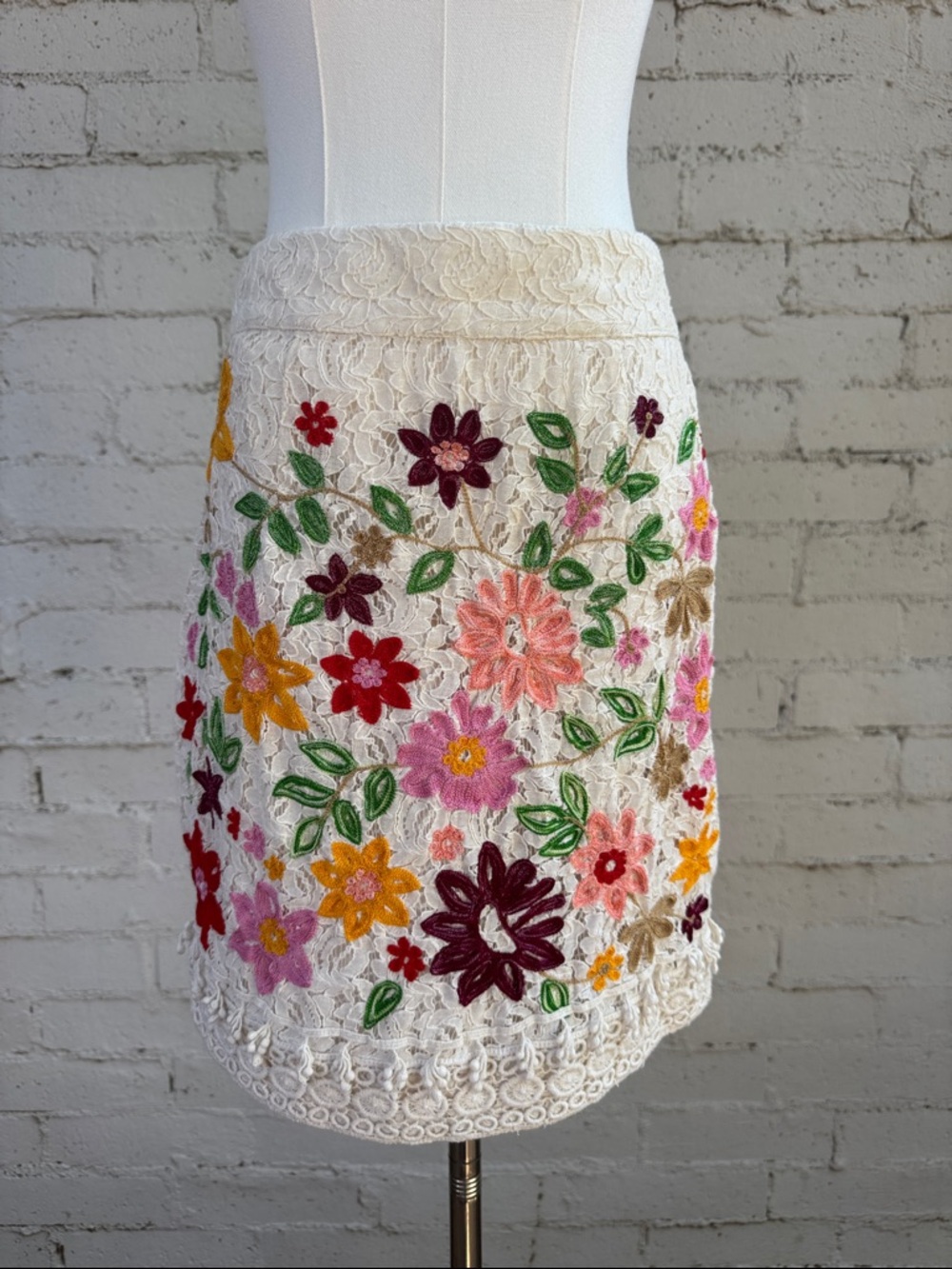 Maeve by Anthropologie Ayaka Embroidered Skirt Floral Multi Size 4 - Picture 6 of 16